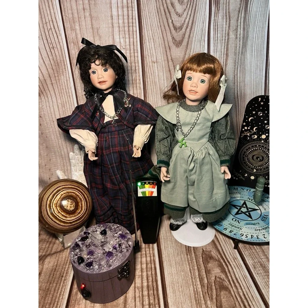 Haunted Dolls Sisters (Twins)-Positive Sweet And Creative
